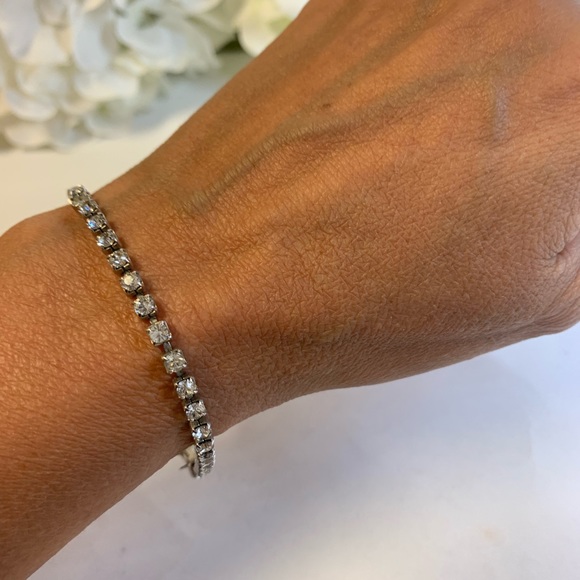 Diamanté Tennis Bracelet ❤️ Free with any Purchase - Picture 5 of 7